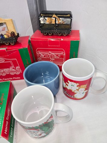 Image for Home Towne Express 1998, EC, MUGS