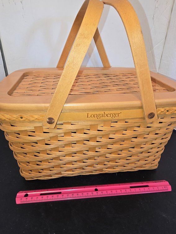 Longaberger Founders Market basket,  2000