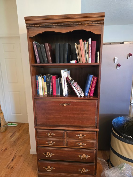 Secretary with writing desk, Books not inc.