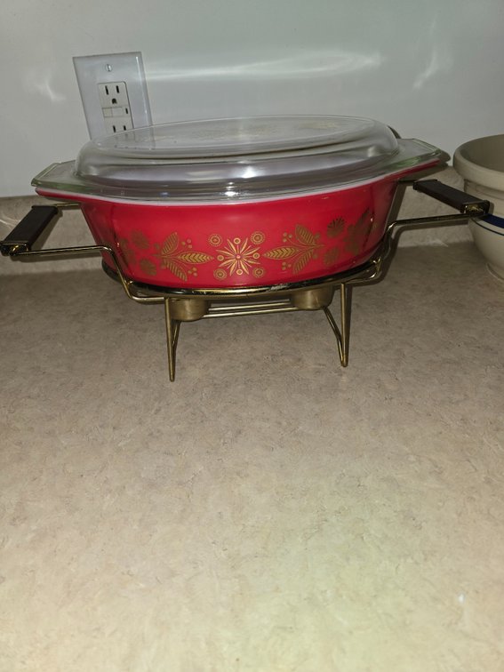 1960' casserole dish with heat tray