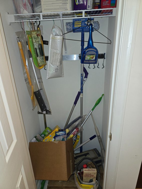 Kitchen closet items