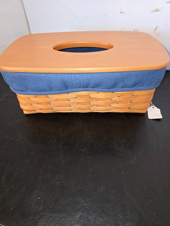 Longaberger tissue basket 2002