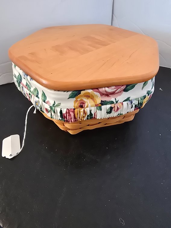 Longaberger basket,  1998 with liner and protector