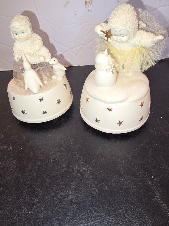 Deot. 56 Snowbabies music boxes