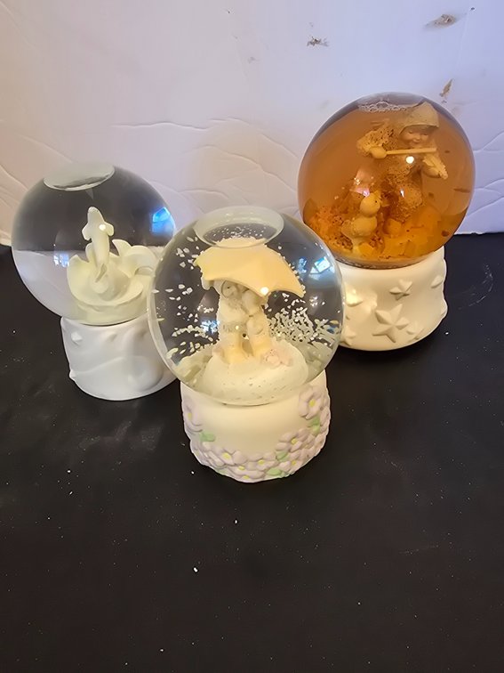 Dept. 56, 2 snowglobes, 1 music boxes snowglobe discolored