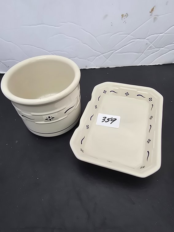 Longaberger soap dish, round dish