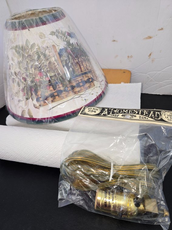 Basket adapter to make a lamp and shade