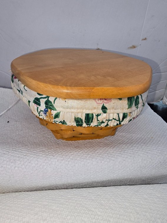 Longaberger basket 1999