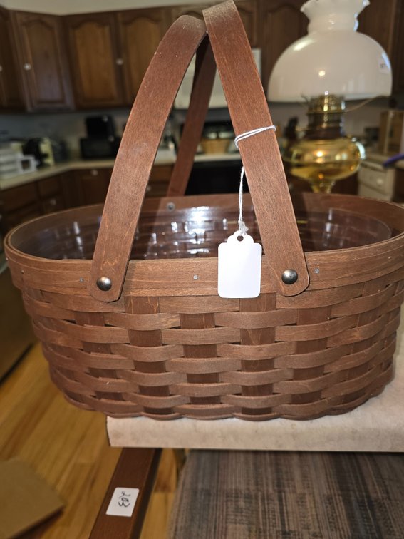 Longaberger Classic dark brown 2008 basket lg.