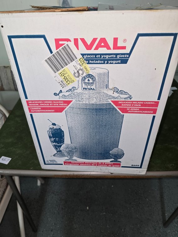 Ice cream maker Rival