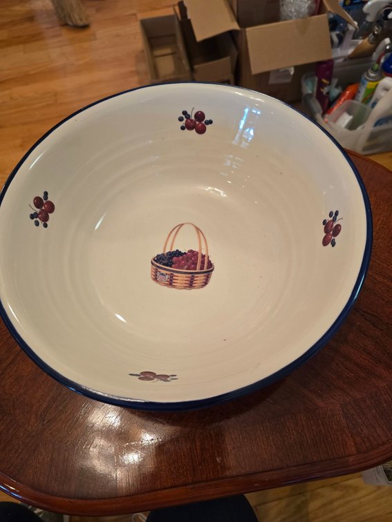 Longaberger Homestead 12" Serving bowl