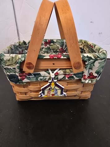 Image for Longaberger 2003 with Christmas tie ons and liner