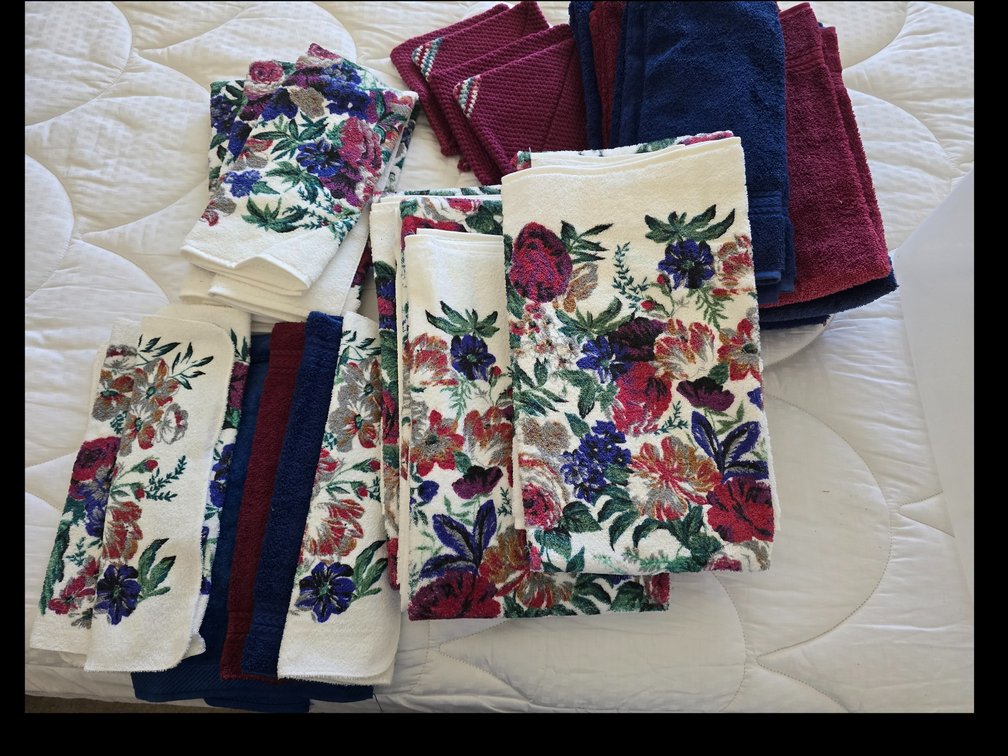 Bathroom linens