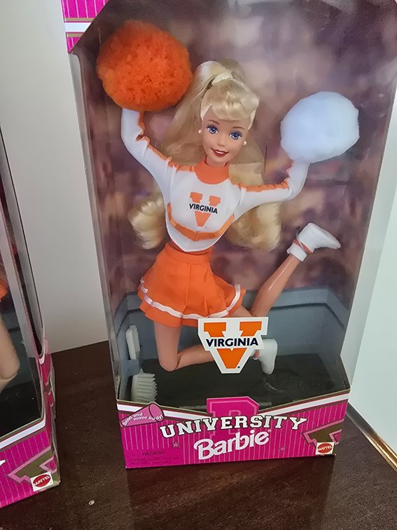 UVA BARBIE NIB