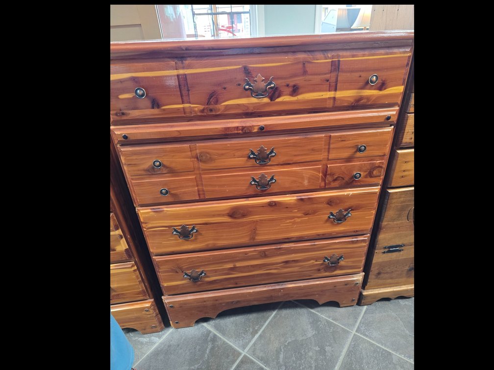 CEDAR four drawer dresser, ex cond.