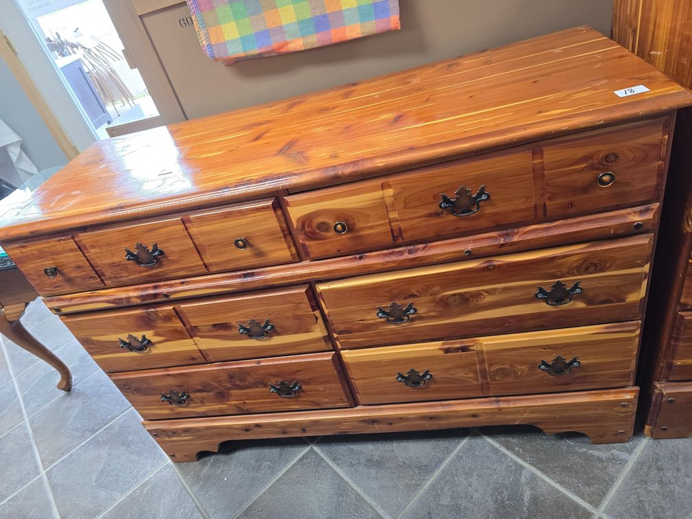 CEDAR, six drawer dresser
