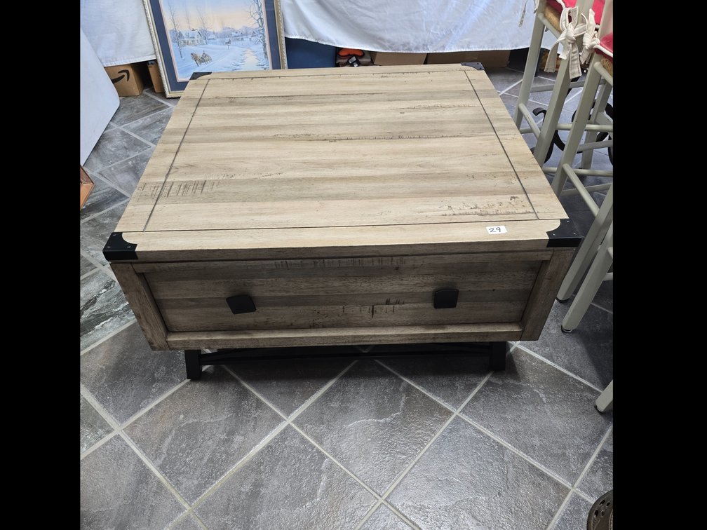 Coffee table new with tags, modern square