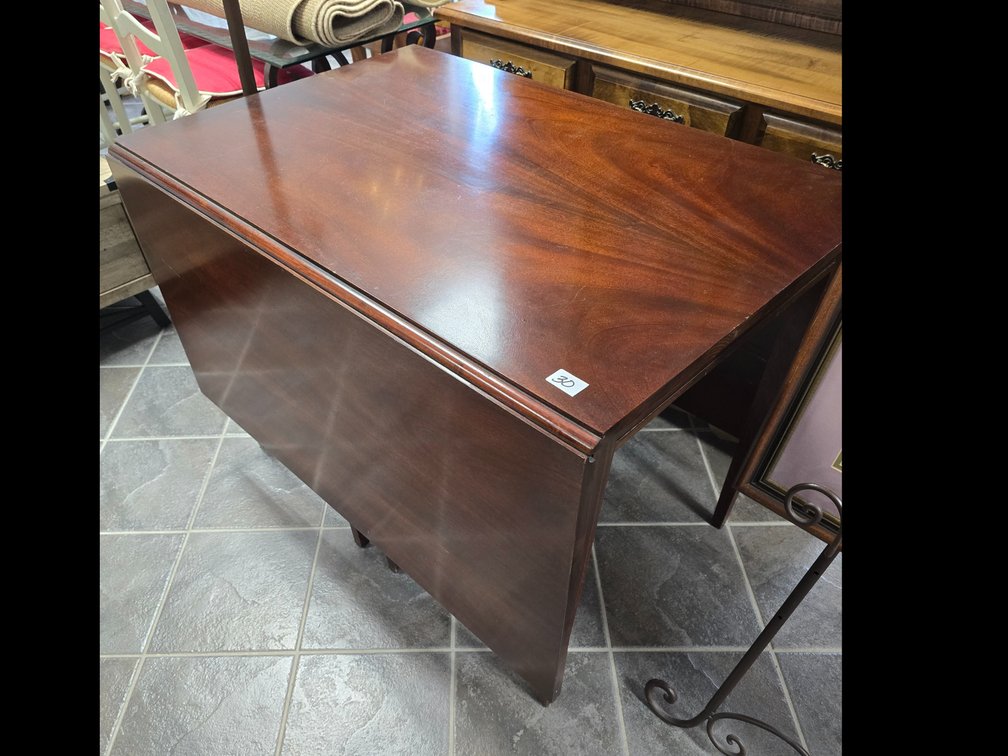 Mahogany drop leaf table