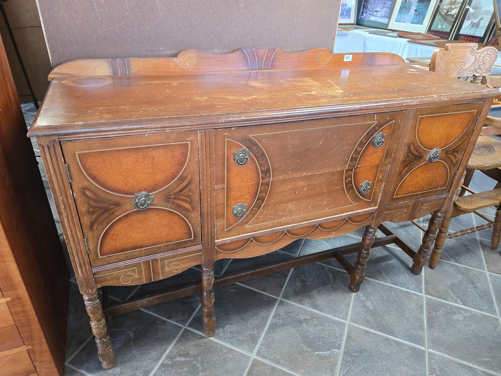 Sideboard