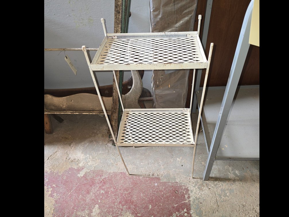Plant stand
