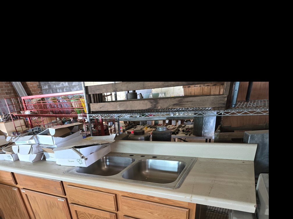 Weights kitchen counter top ( items on top not included.)