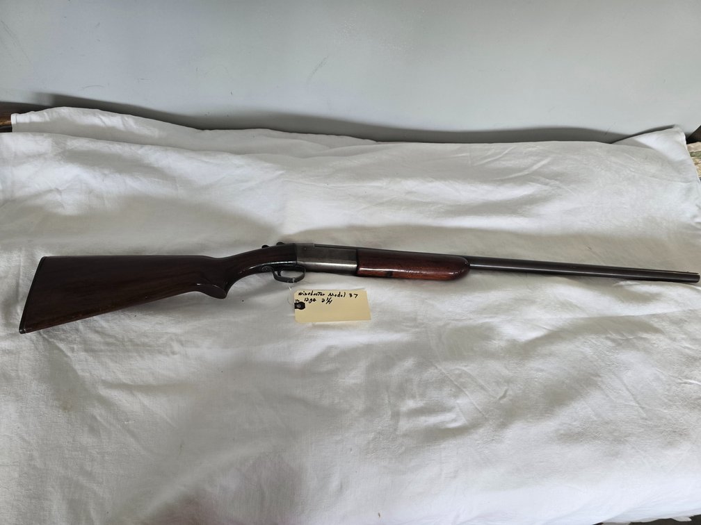 Winchester model 37, 12 ga. 2 3/4