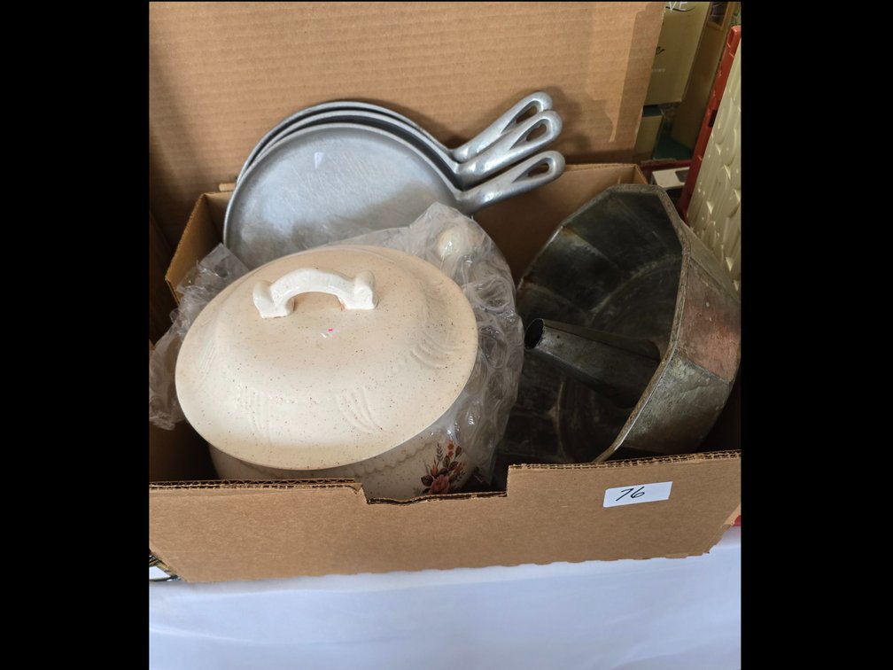 Metal cookware and soup tureen