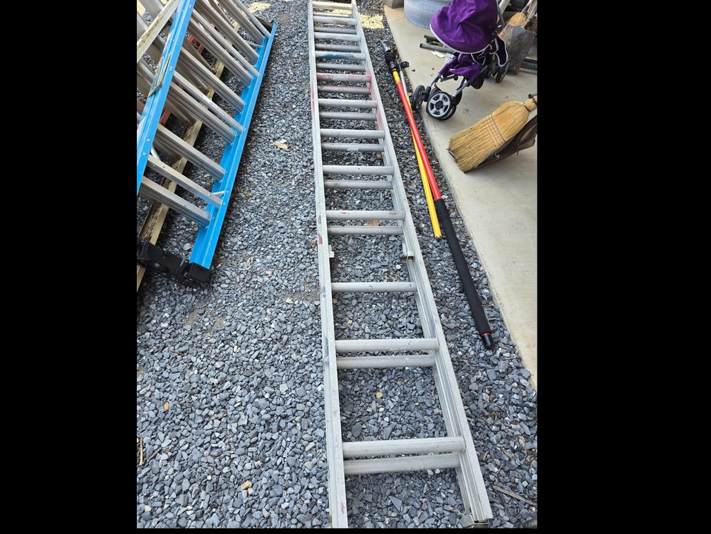 24 ft  extension ladder