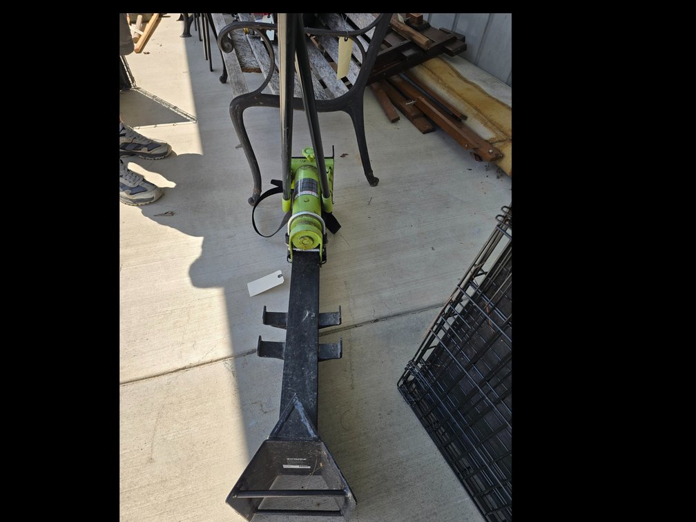 Manual hydraulic wood splitter