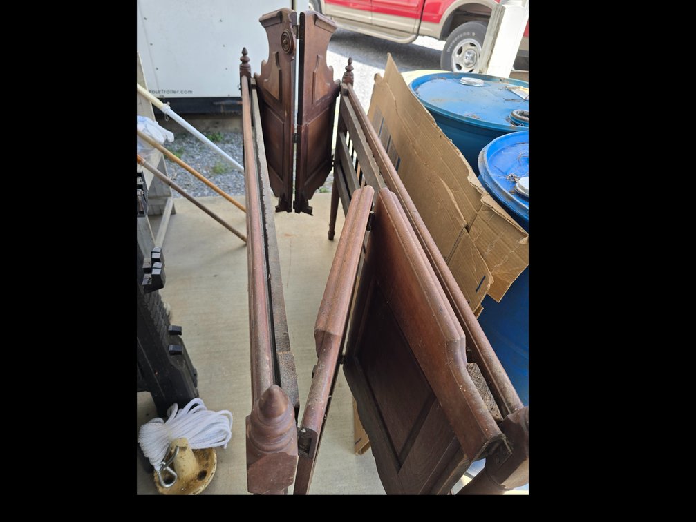 Antique folding baby bed or youth bid
