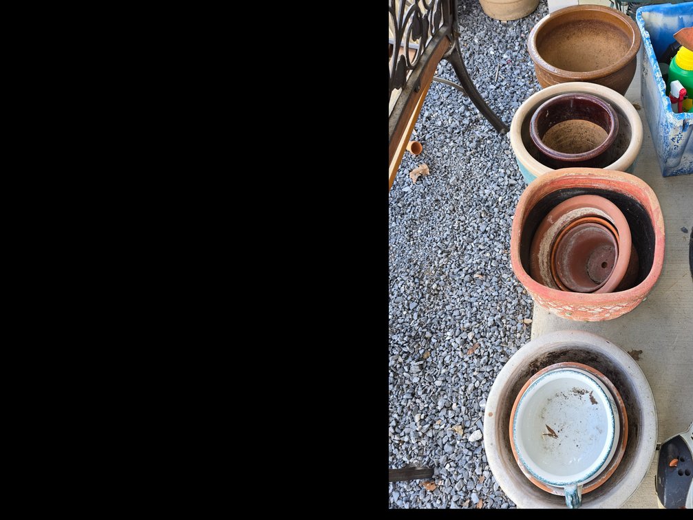 8 ceramic large and different sz. Flower pots