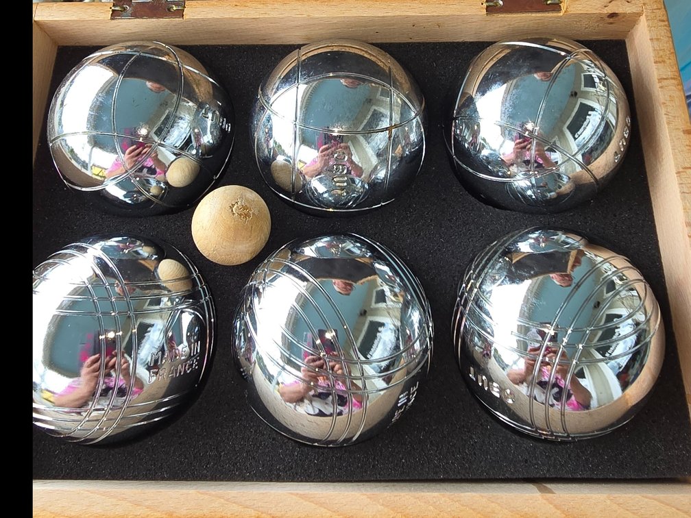 PETANQUE