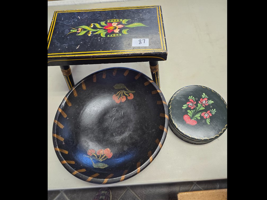 Three pieces of Tole hand painted folk art