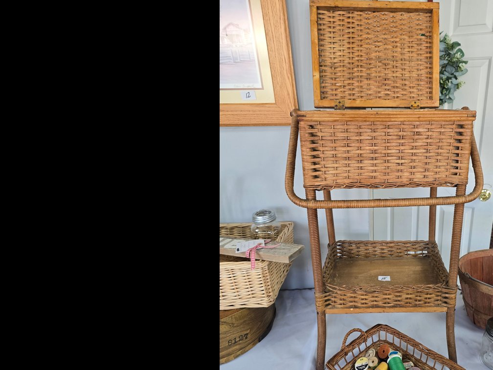Vintage sewing basket with storage,