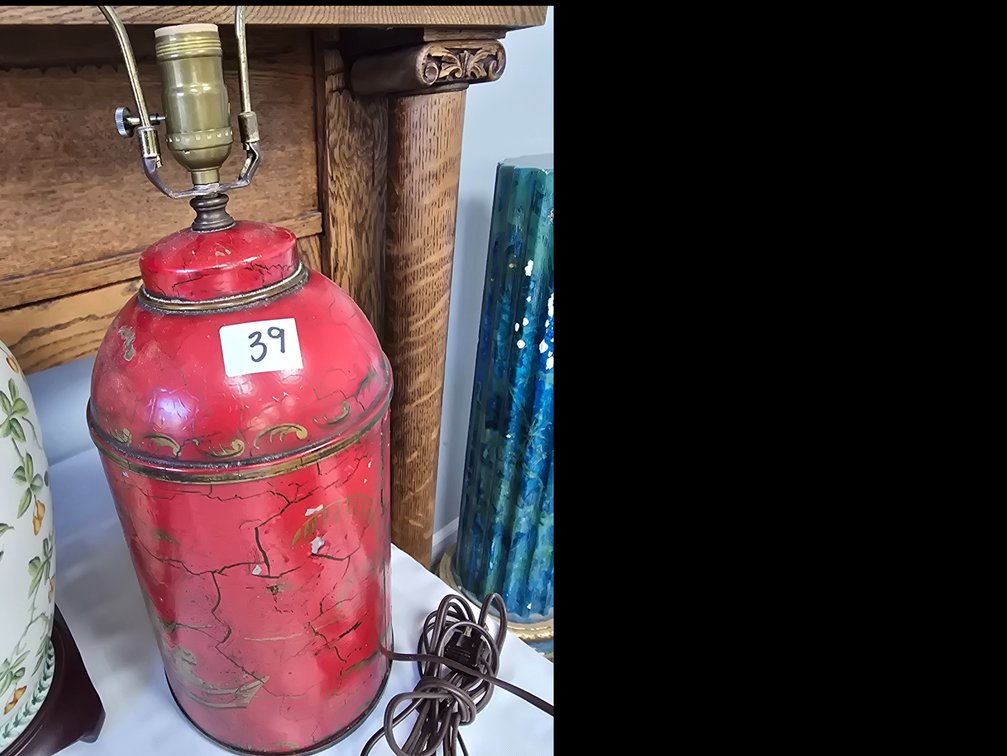 Crackle glazed lamp