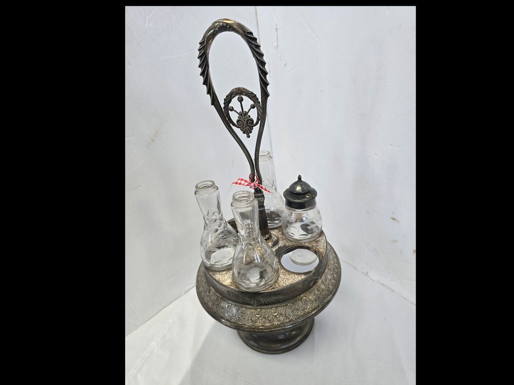 Vintage condiment stand silver plated, very good condition