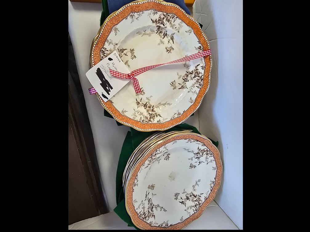 Ridgeway plates and bowls, 18
