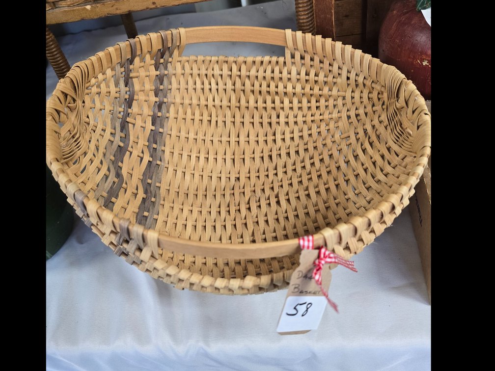 Egg basket