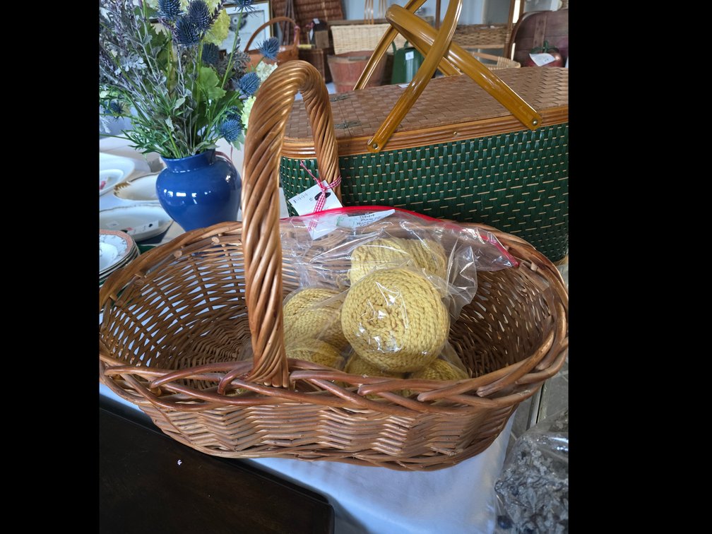 Nice large gathering basket with yellow cotton.Yarn