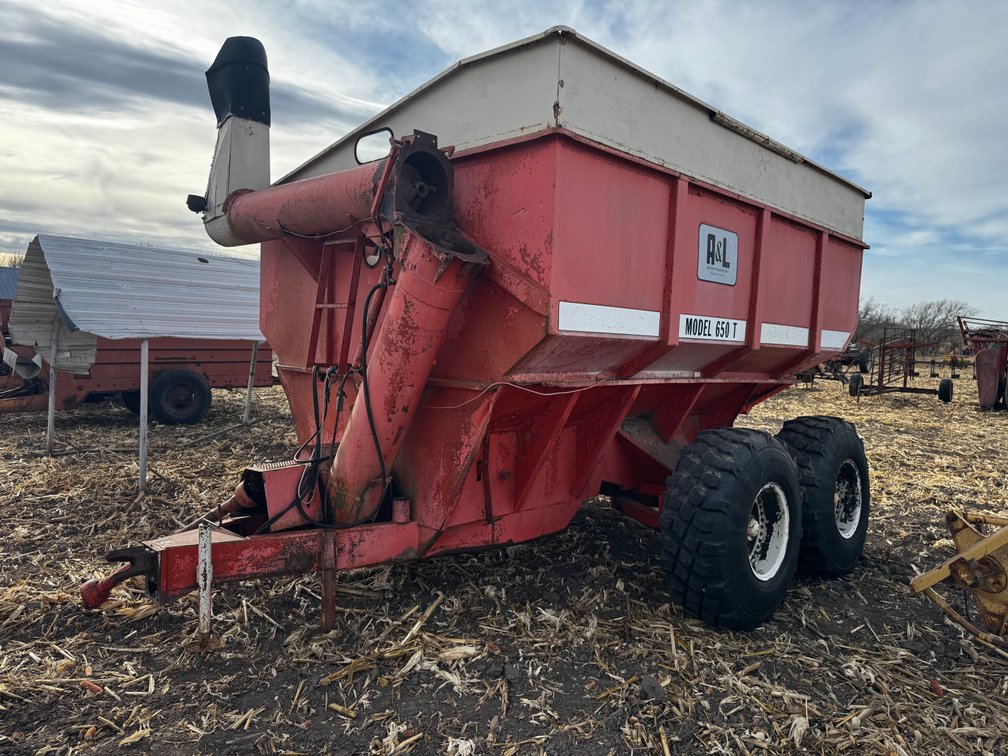 A&L 650T Grain Cart