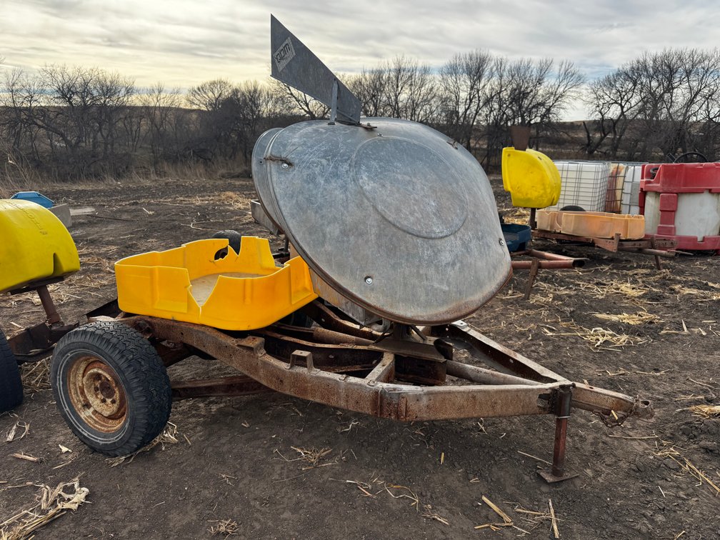(5) Wheel axle Mineral Feeders