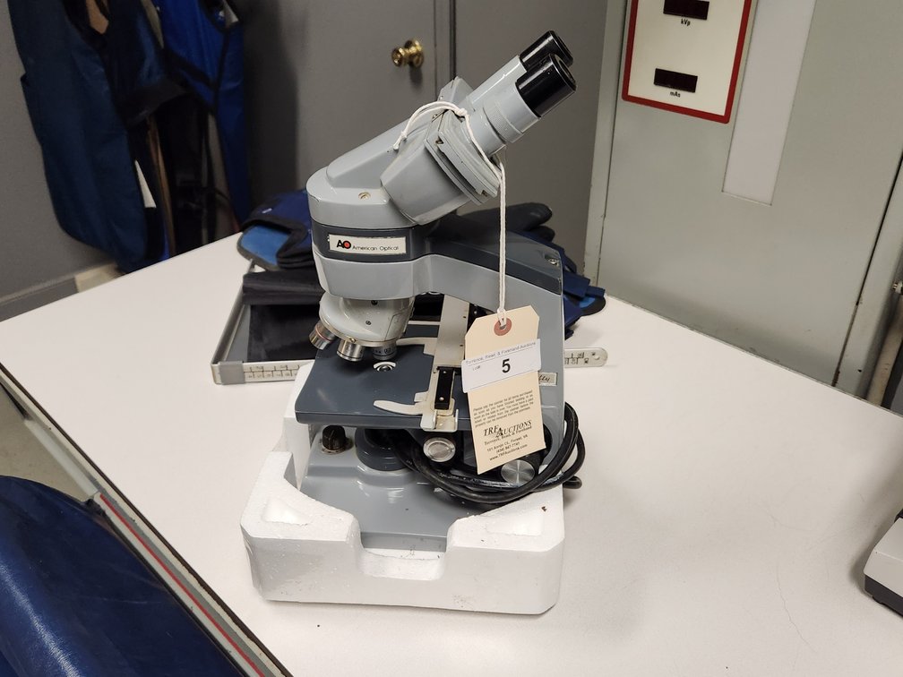 Microscope 