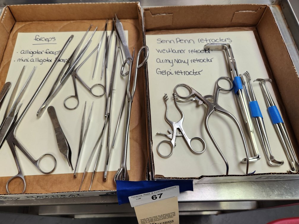 Retractors and forceps