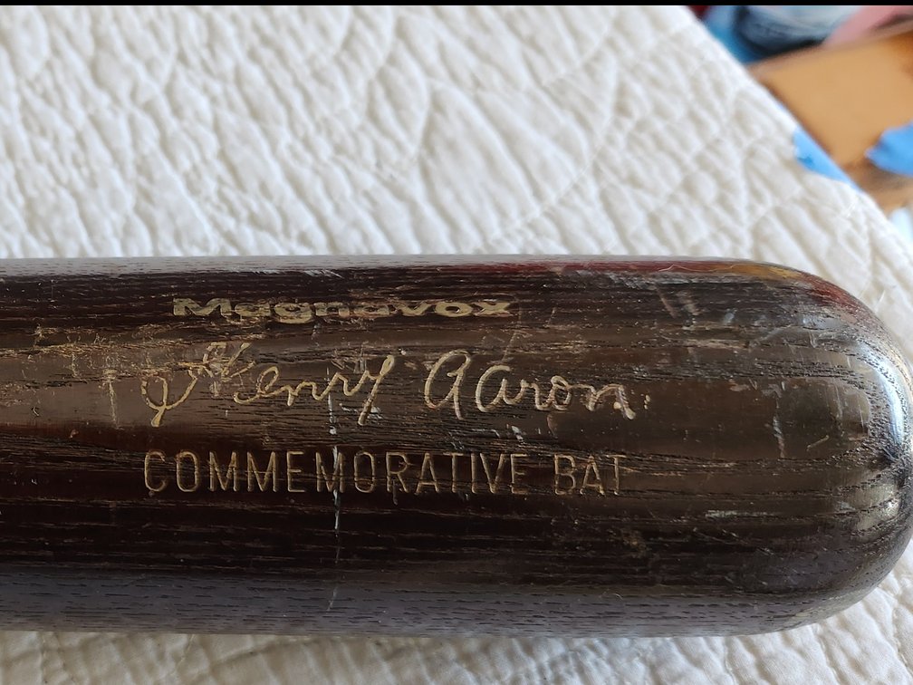 Baseball Bat- Commerative Hank Aaron Louisville Bat