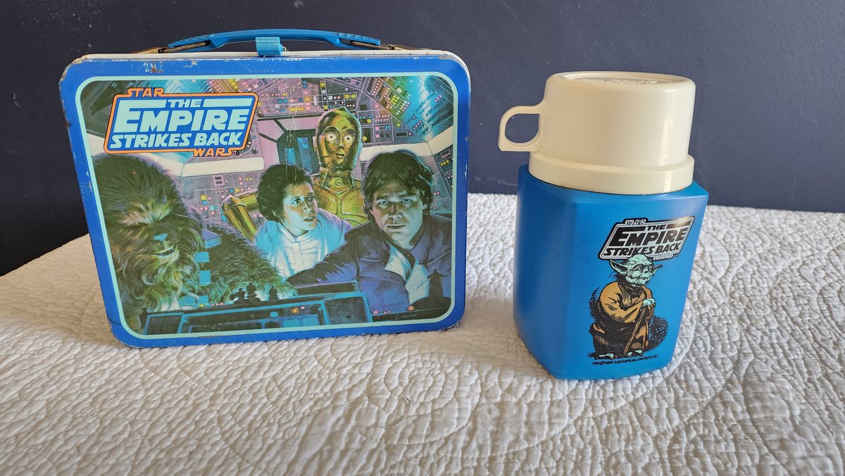 Vintage Lunch box- Star Wars w/thermos