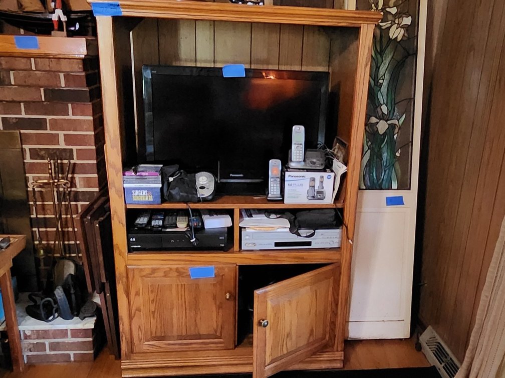 Entertainment cabinet 