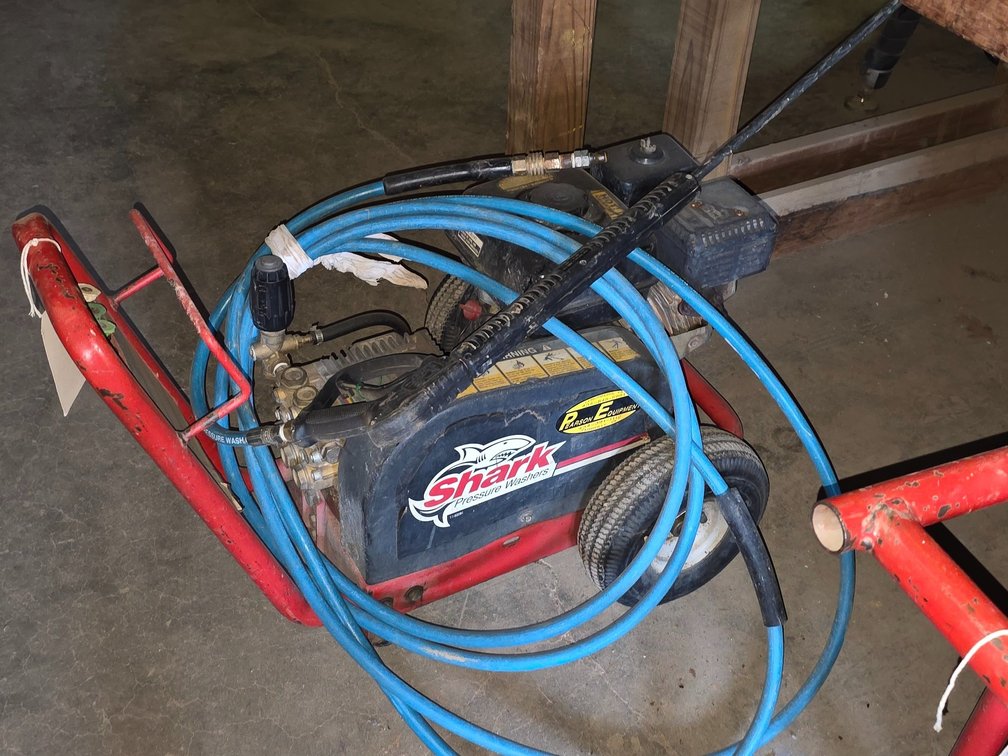 Pressure Washer- Shark-2000psi