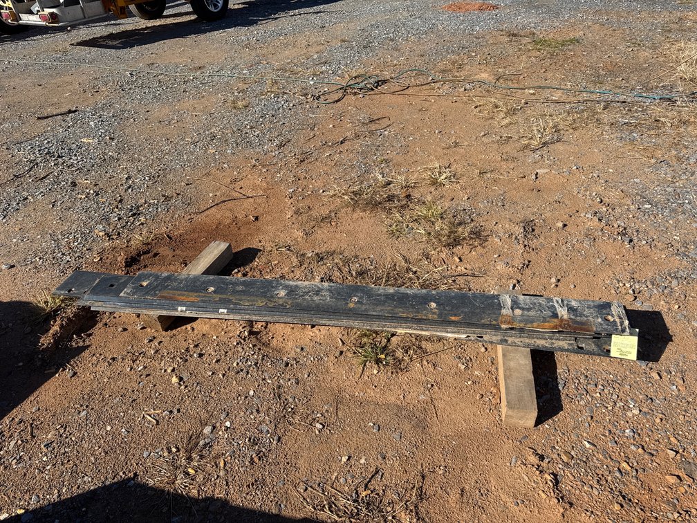 Bucket Cutting Edges