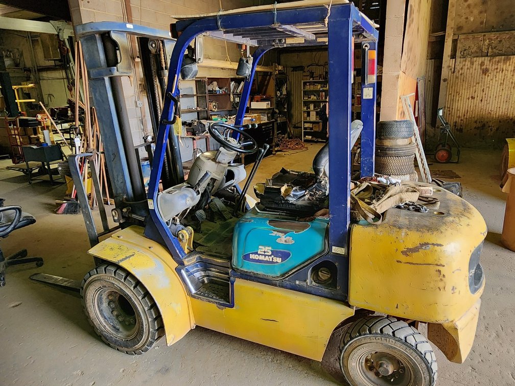Forklift-Komatsu FG25C-12