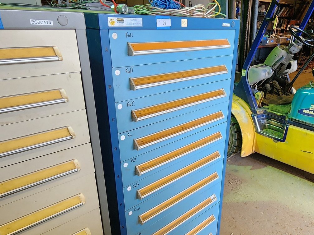 Cabinet & Parts- Vidmar with Bobcat Parts